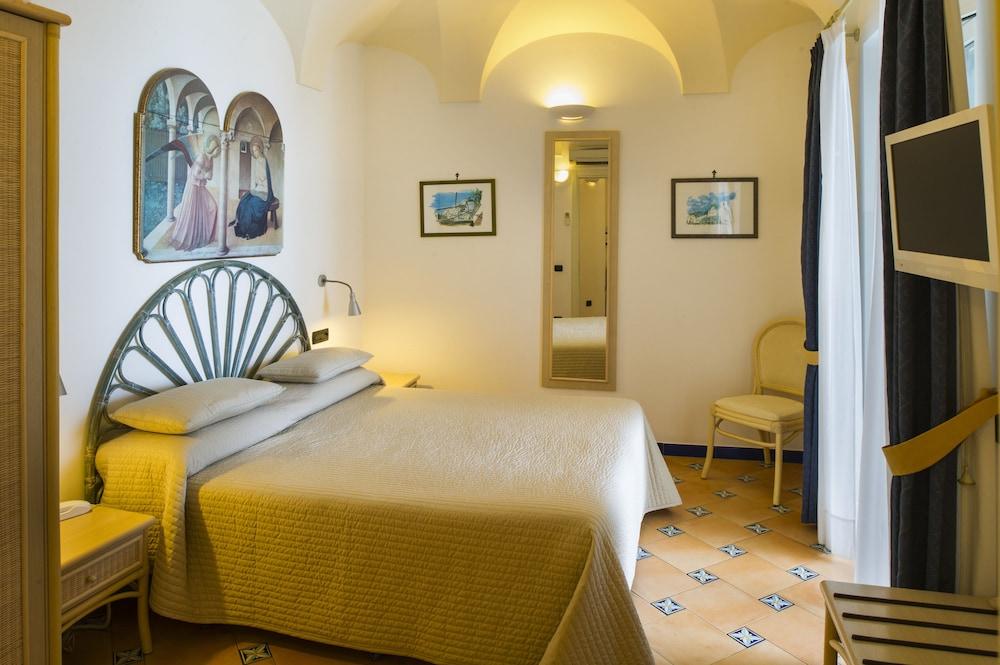 Hotel Bellevue Suite Amalfi Exterior photo